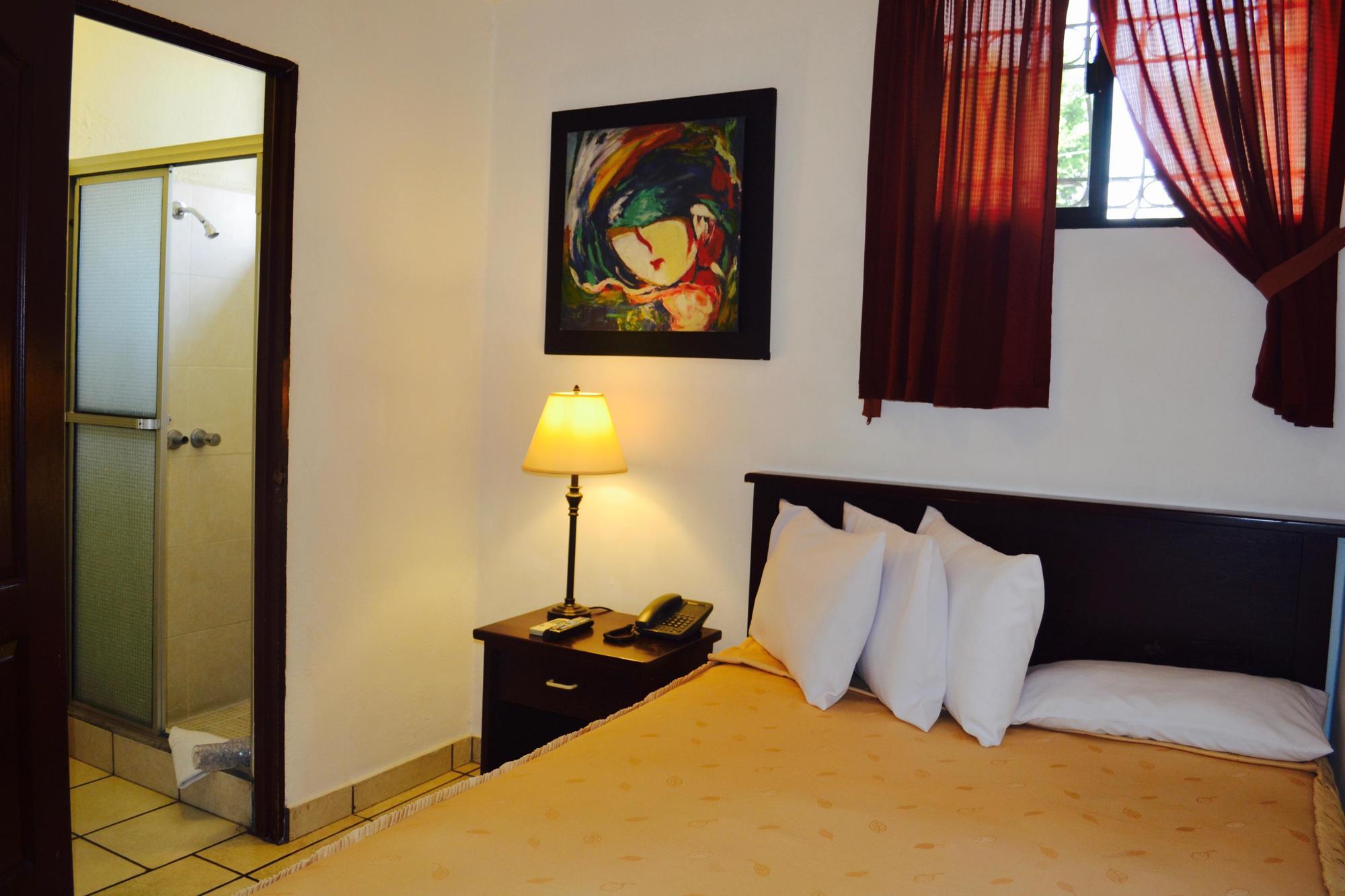 Morrison Hotel Сан-Сальвадор Экстерьер фото