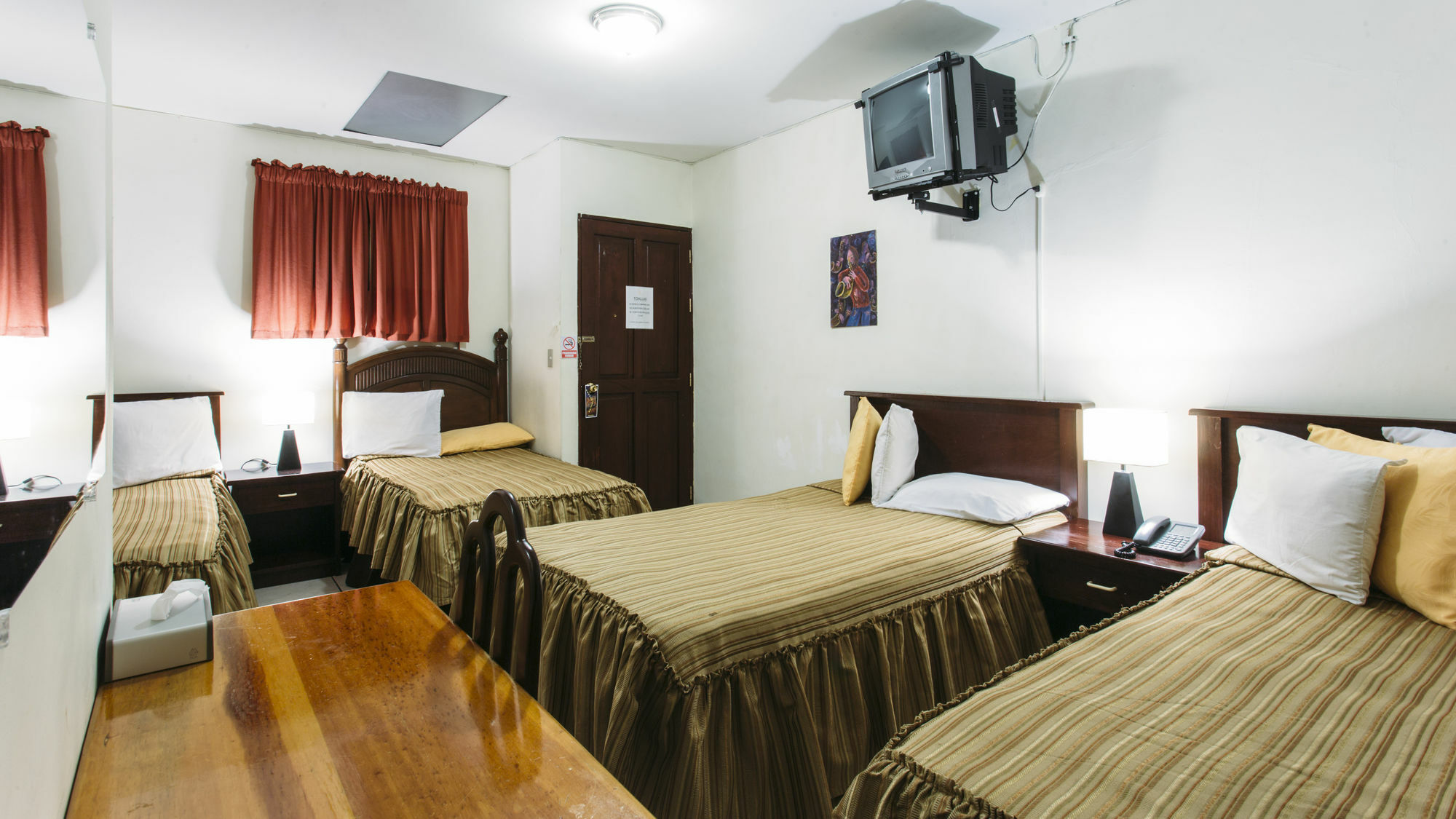 Morrison Hotel Сан-Сальвадор Экстерьер фото